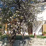 Adenzia Farmház